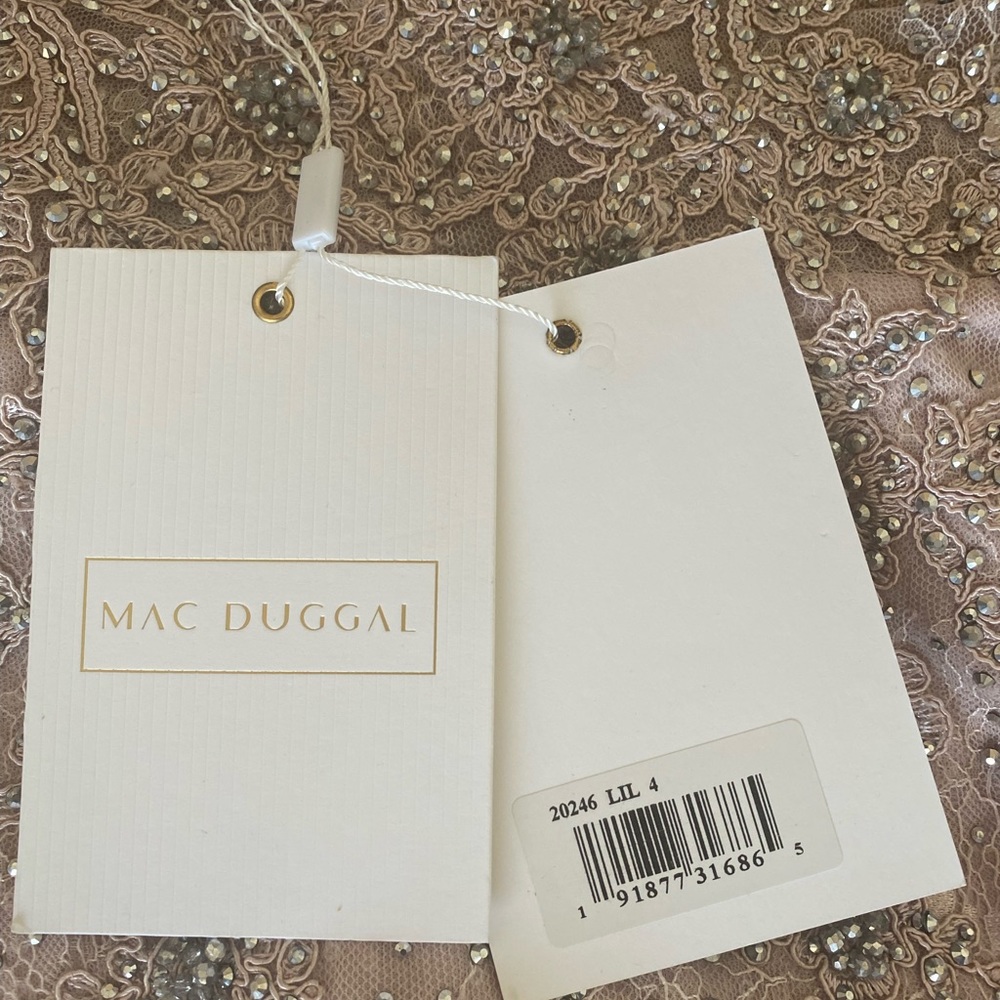 Mac Duggel Cream Color With Sequence And Feather … - image 2